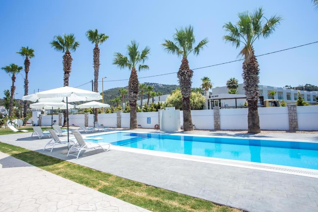 Rosie'S Studios 4 Faliraki Exterior foto
